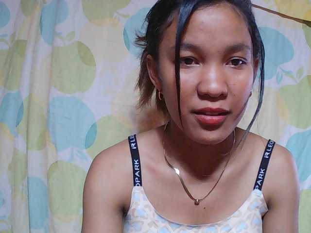 Louane01 live cam on BongaCams