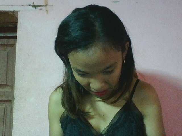 Louane01 live cam on BongaCams