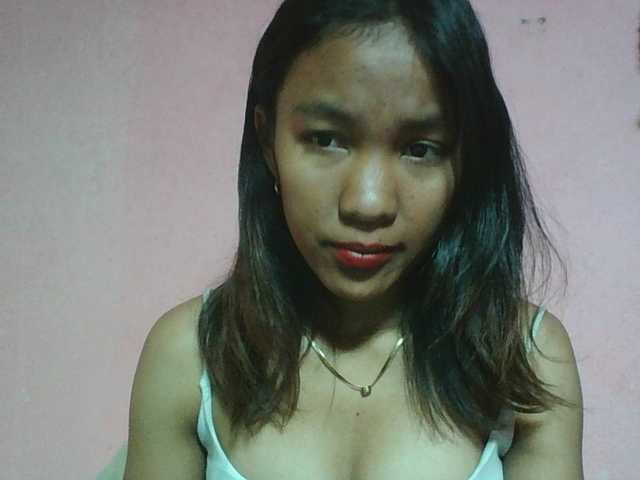 Louane01 live cam on BongaCams