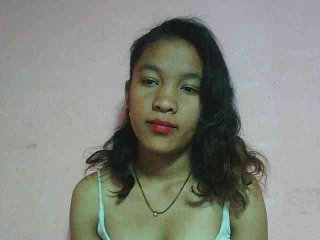Silk-doll webcam