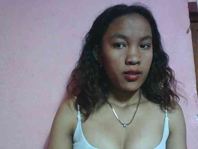 Silk-doll webcam