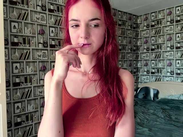 AnnamarieByndon live cam on BongaCams