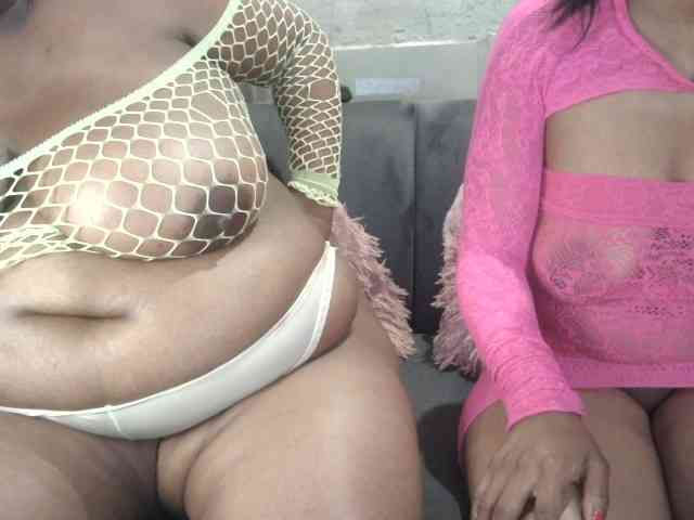 Model: TwiceThePleasure