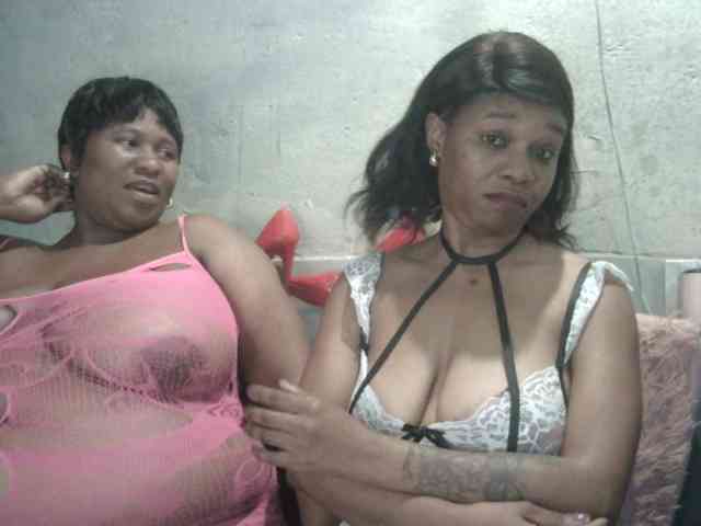 TwiceThePleasure webcam
