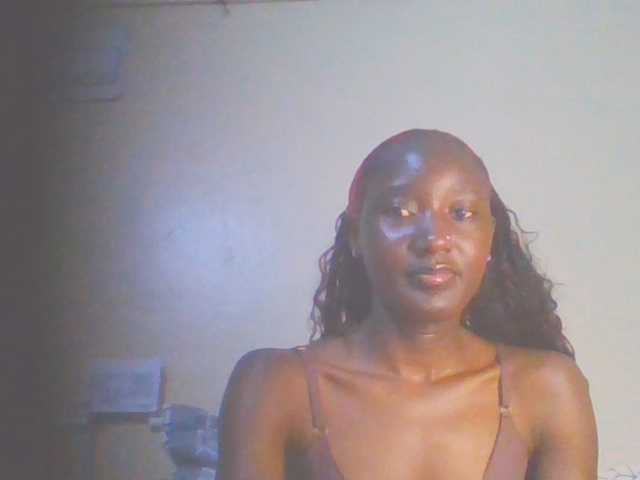 Sexylucia5 live cam on BongaCams