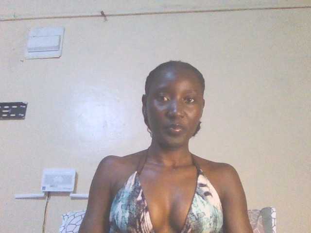 Sexylucia5 live cam on BongaCams