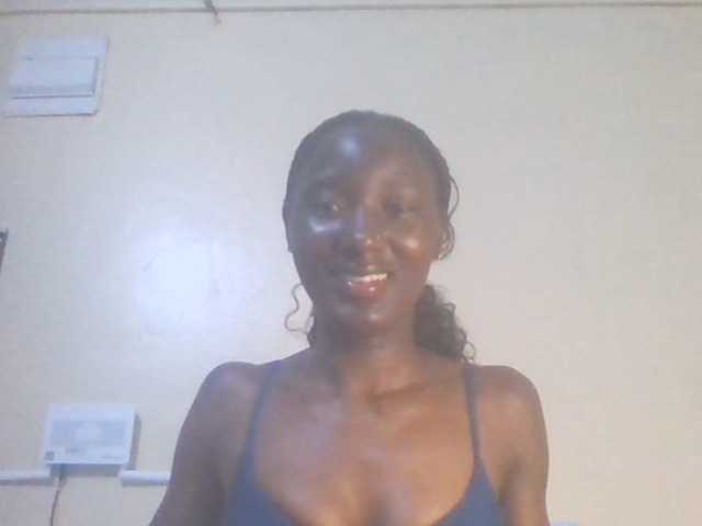 Sexylucia5 live cam on BongaCams