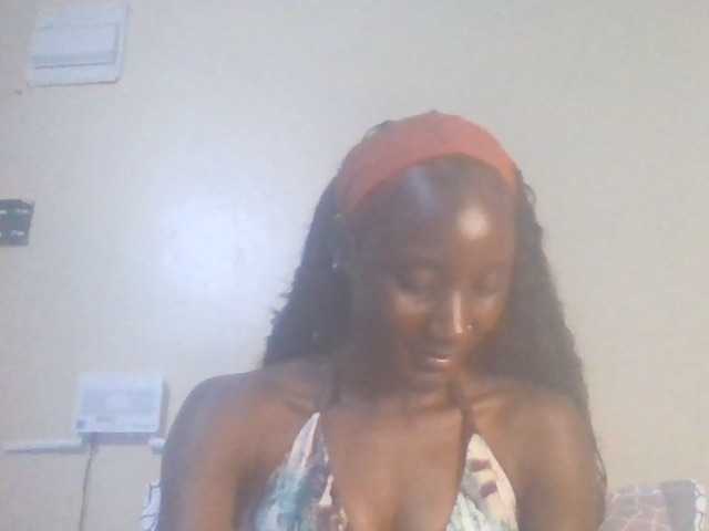 Sexylucia5 live cam on BongaCams