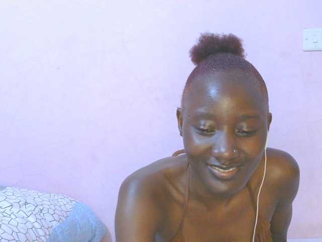Sexylucia5 live cam on BongaCams