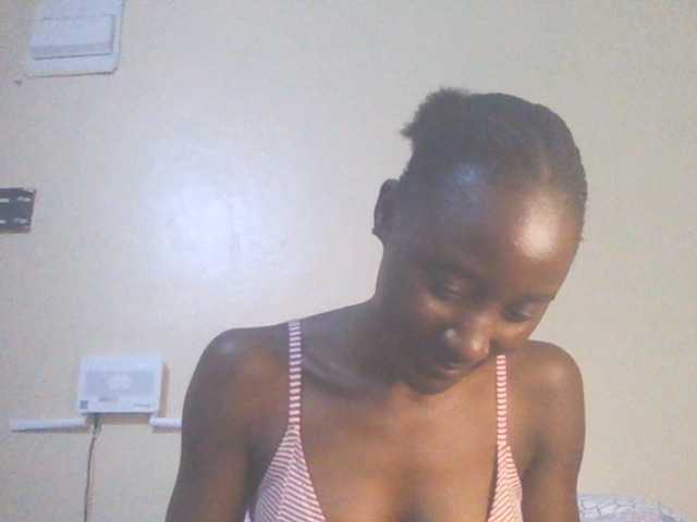 Sexylucia5 live cam on BongaCams
