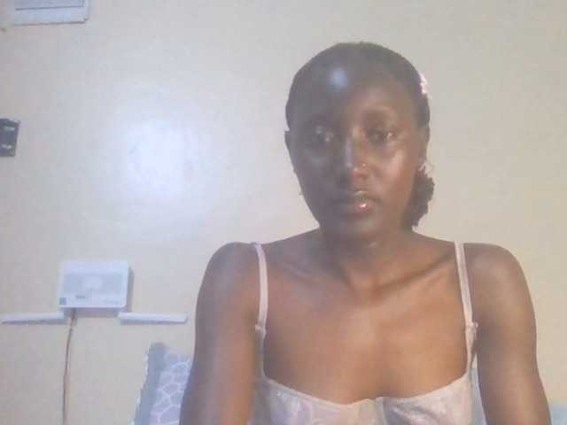 Sexylucia5 live cam on BongaCams