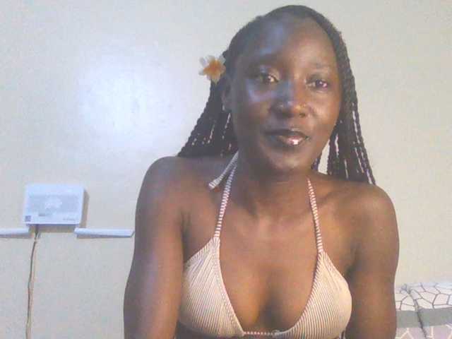 Sexylucia5 live webcam show