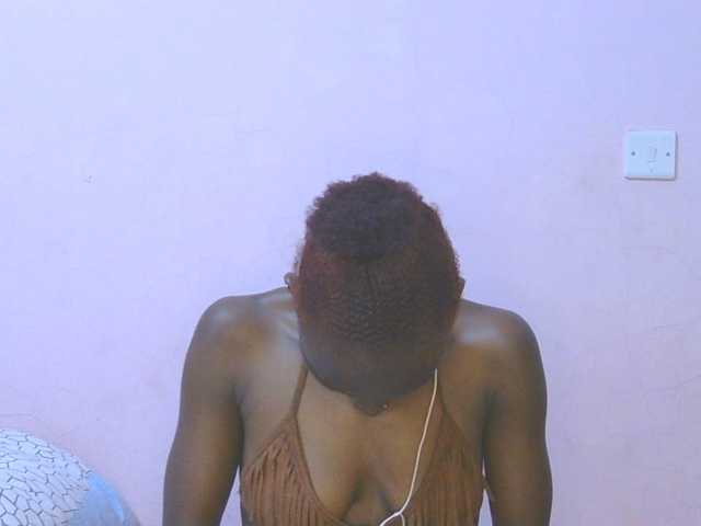 Sexylucia5 live cam preview