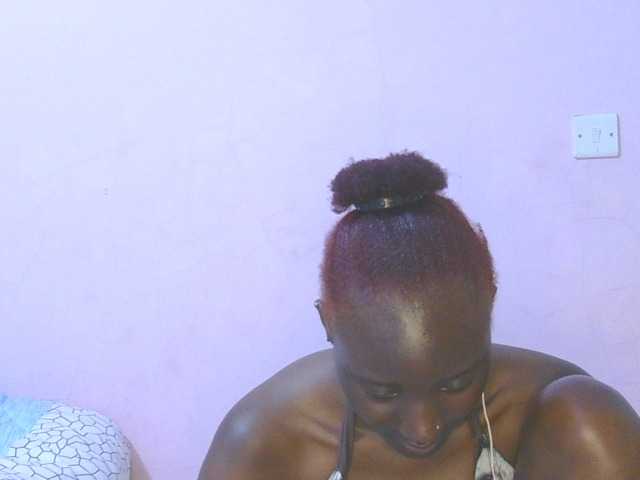 Sexylucia5 live cam on BongaCams