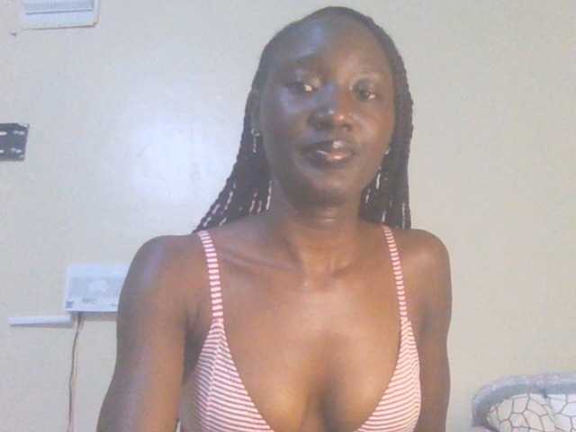 Sexylucia5 live cam on BongaCams