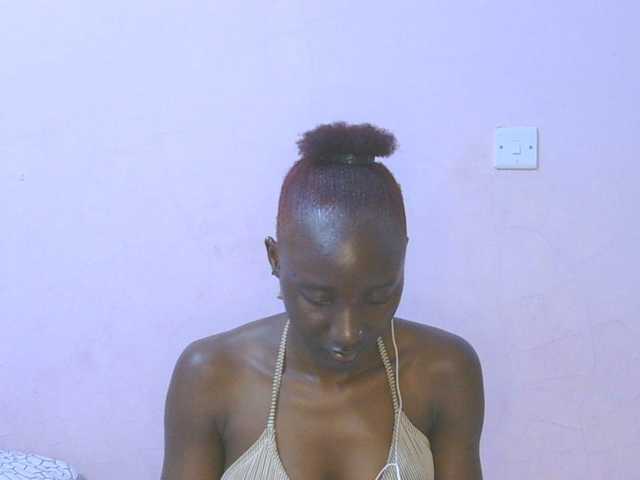 Sexylucia5 live cam on BongaCams