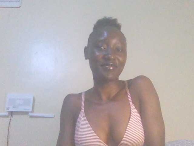 Sexylucia5 live cam on BongaCams
