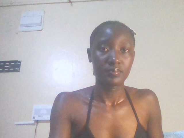 Sexylucia5 live cam on BongaCams