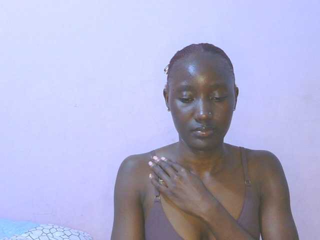 Sexylucia5 live cam on BongaCams