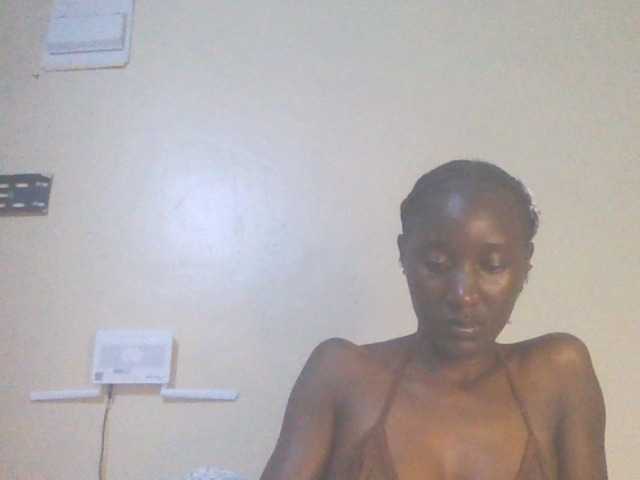 Sexylucia5 live cam on BongaCams