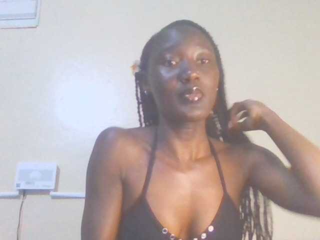 Sexylucia5 live cam on BongaCams