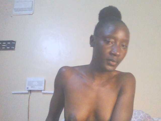 Sexylucia5 live cam
