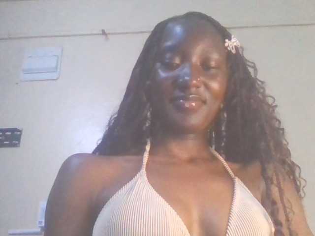 Sexylucia5 live cam on BongaCams