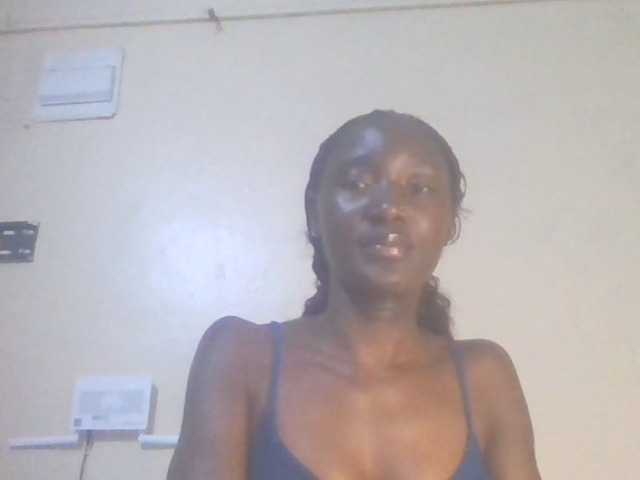 Sexylucia5 live cam on BongaCams