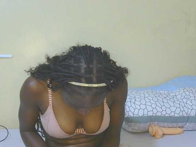 Sexylucia5 live cam preview