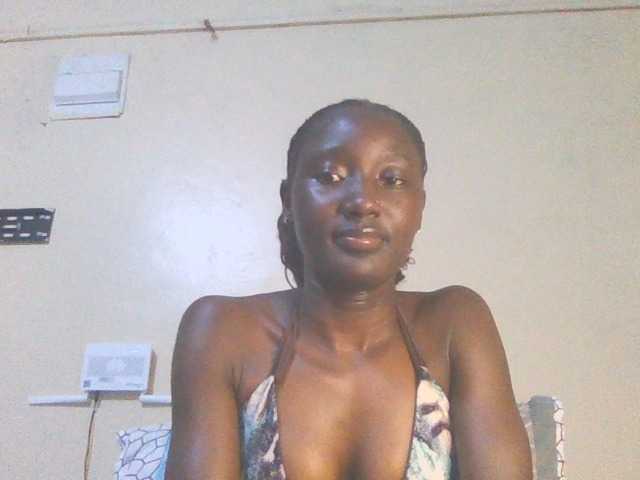 Sexylucia5 live cam on BongaCams