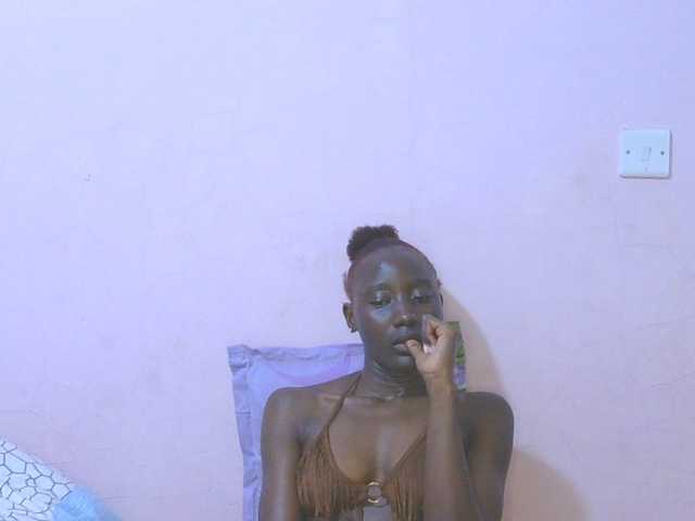 Sexylucia5 live cam on BongaCams