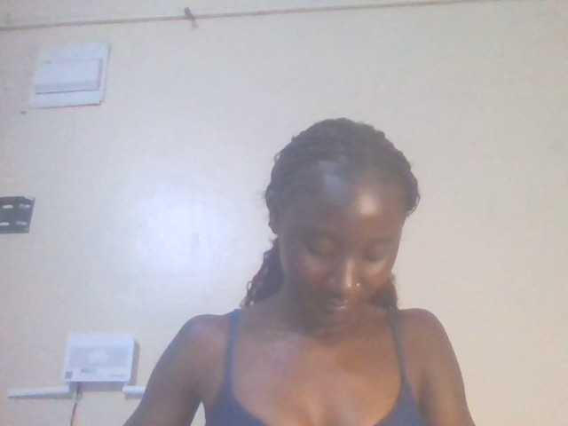 Sexylucia5 live cam on BongaCams