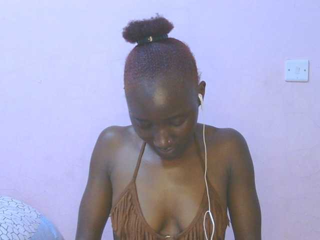 Sexylucia5 live cam on BongaCams