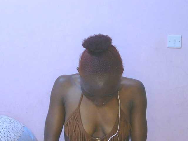 Sexylucia5 live cam on BongaCams