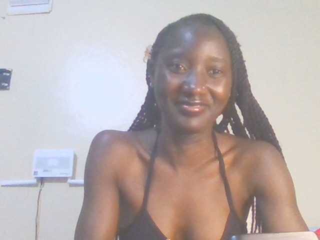 Sexylucia5 live webcam show