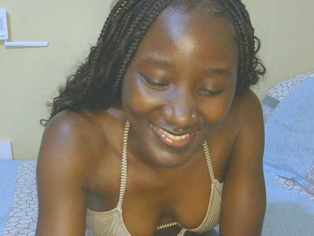 Sexylucia5 live cam on BongaCams