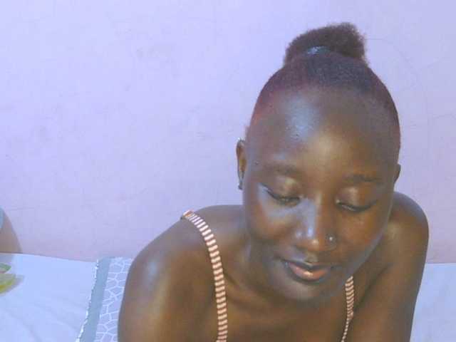 Sexylucia5 live cam on BongaCams