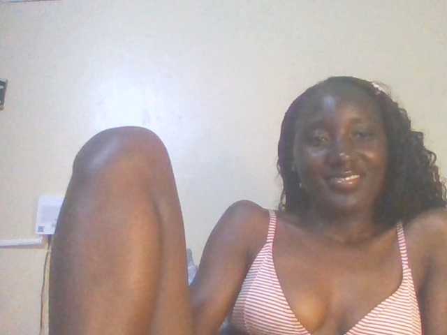 Sexylucia5 live cam on BongaCams