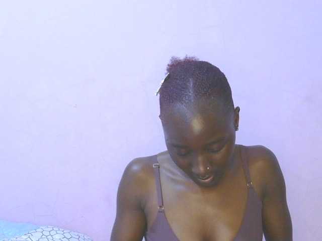 Sexylucia5 live cam on BongaCams