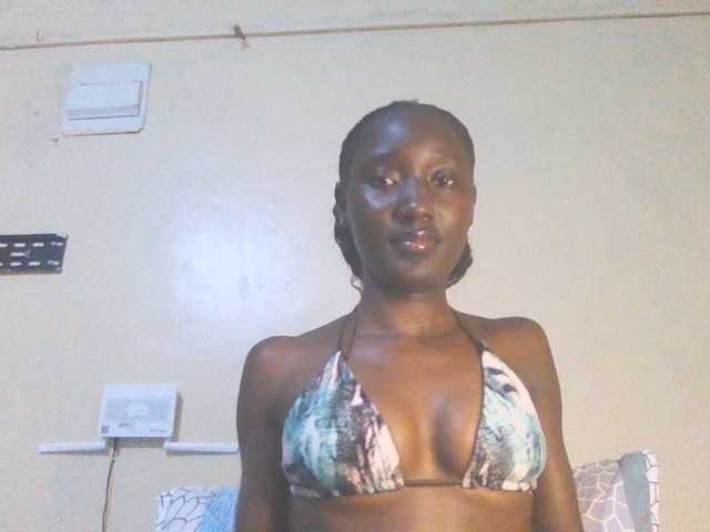 Sexylucia5 live cam on BongaCams