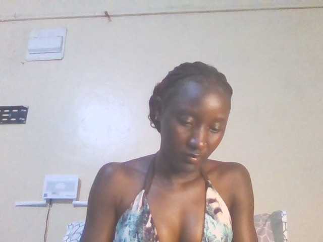 Sexylucia5 live cam preview