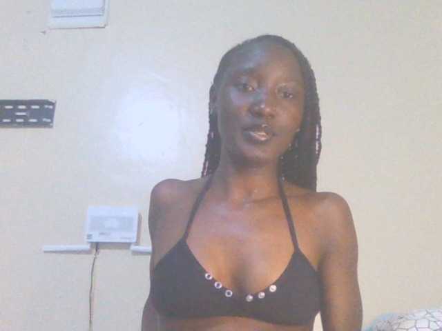 Sexylucia5 live cam on BongaCams