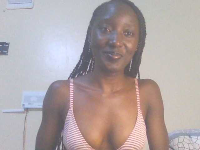 Sexylucia5 live cam on BongaCams