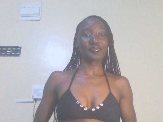 Sexylucia5 live cam on BongaCams