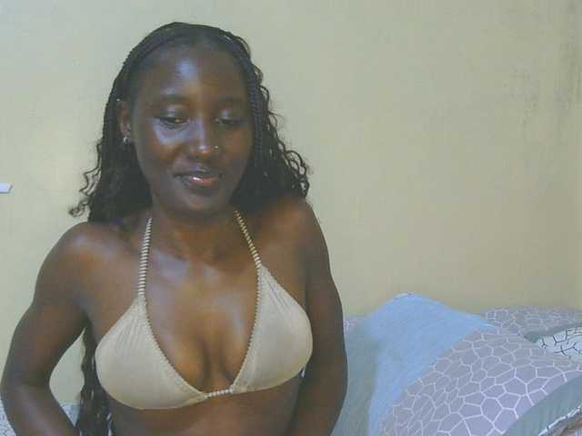 Sexylucia5 live cam on BongaCams