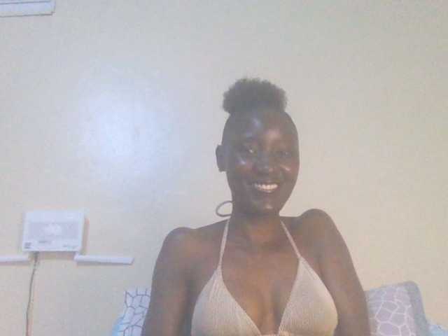 Sexylucia5 live cam on BongaCams