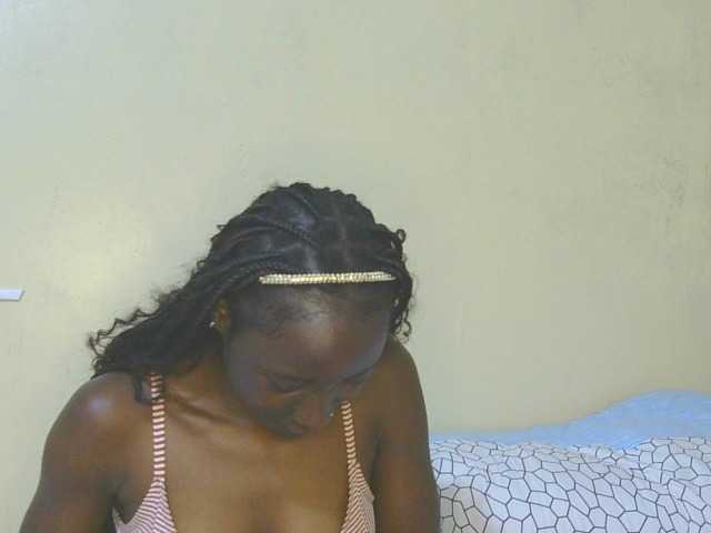 Sexylucia5 live cam on BongaCams