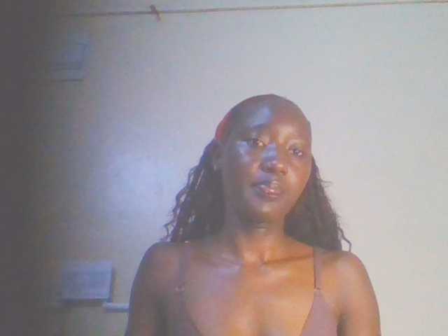 Sexylucia5 live cam on BongaCams