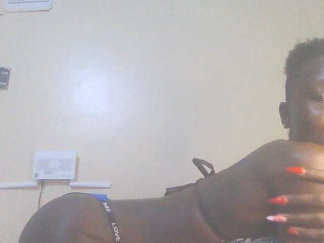 Sexylucia5 live cam on BongaCams