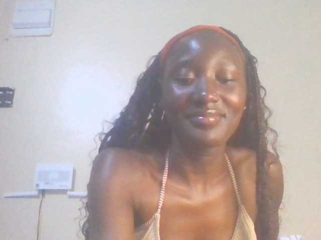 Sexylucia5 live cam on BongaCams